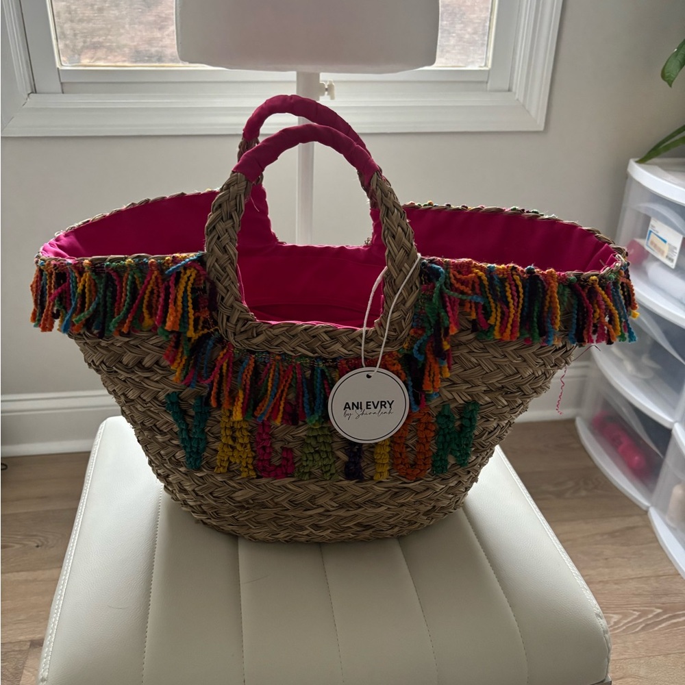 Shiraleah Multicolor Woven Travel Bag